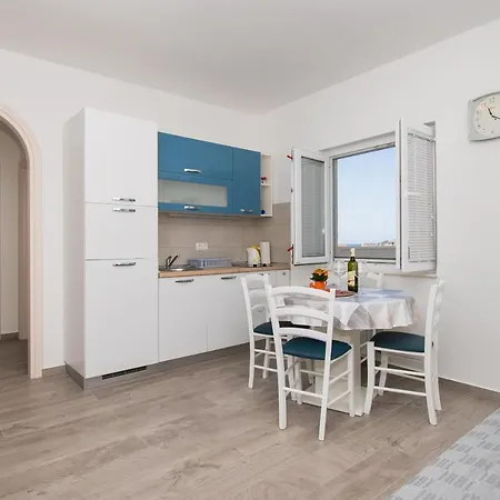 Apartment Rosanda
